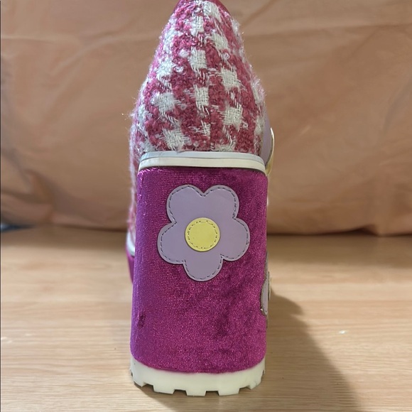 Pink and Yellow Decorative Shoe with Flower Appliqué - Picture 3 of 15